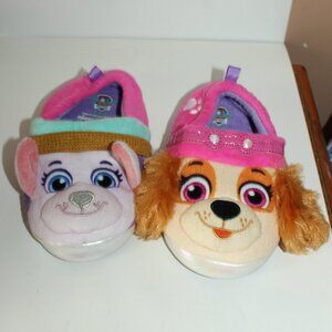 🍁5/$25🎃 Paw Patrol Skye & Everest Slippers Size 7/8 Plastic Bottoms